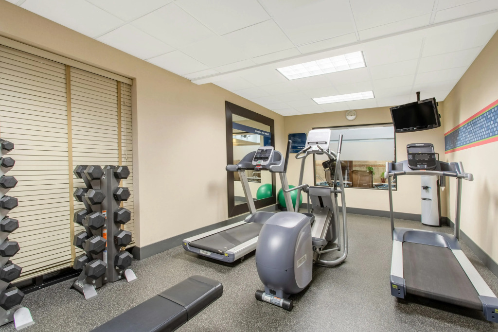 Hampton Inn & Suites Albany-Airport