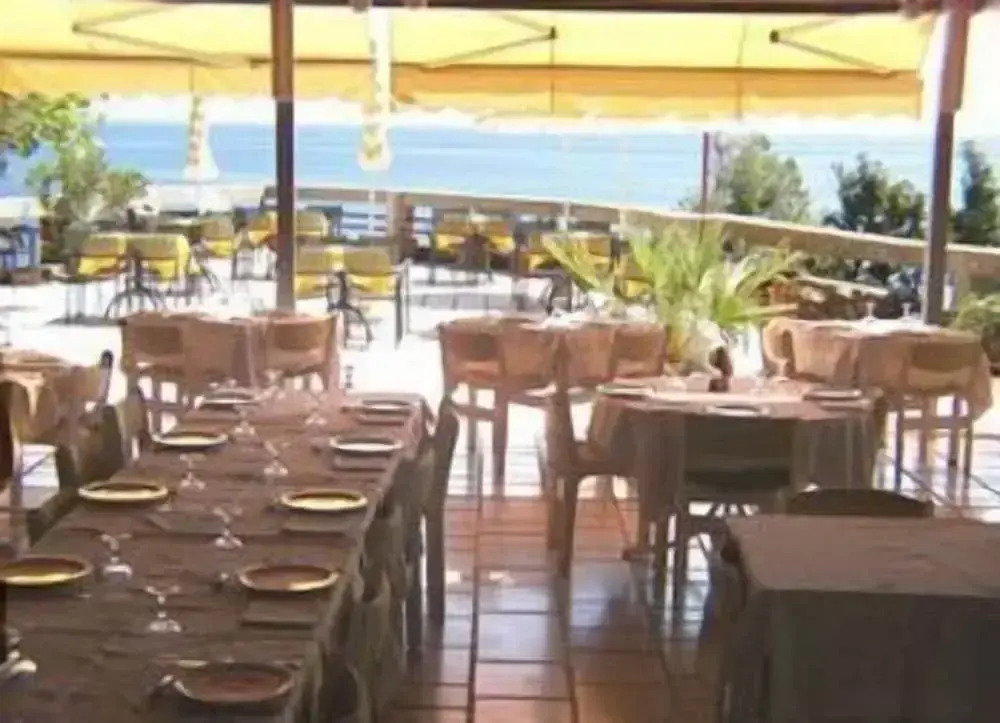 Hotel LOasi