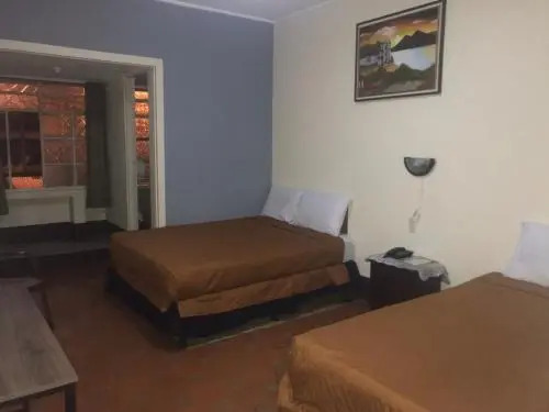 Hotel Mayesstic