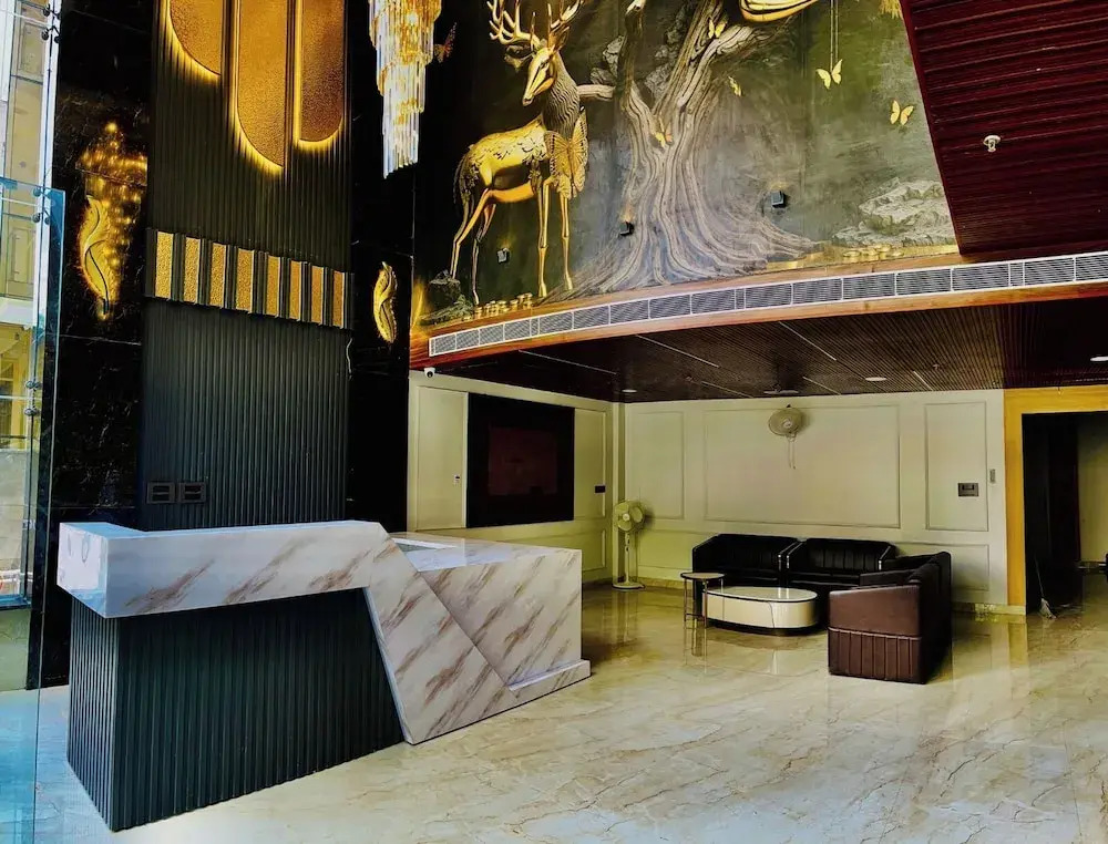 The Grand Oasis Hotel & Resort I Near India Expo Mart