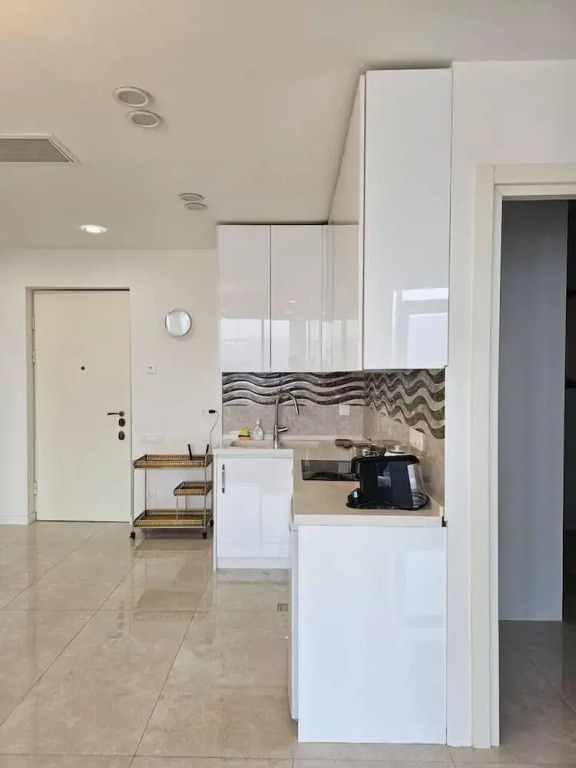 King David Equipped Luxury Two Bedroom26