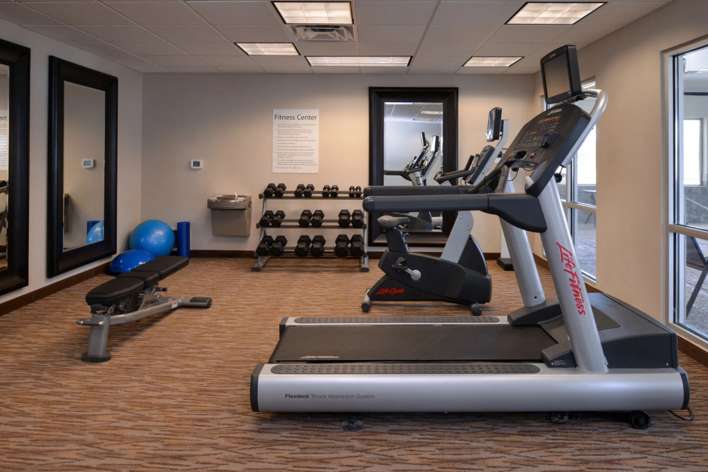 Holiday Inn Express & Suites Williams by IHG