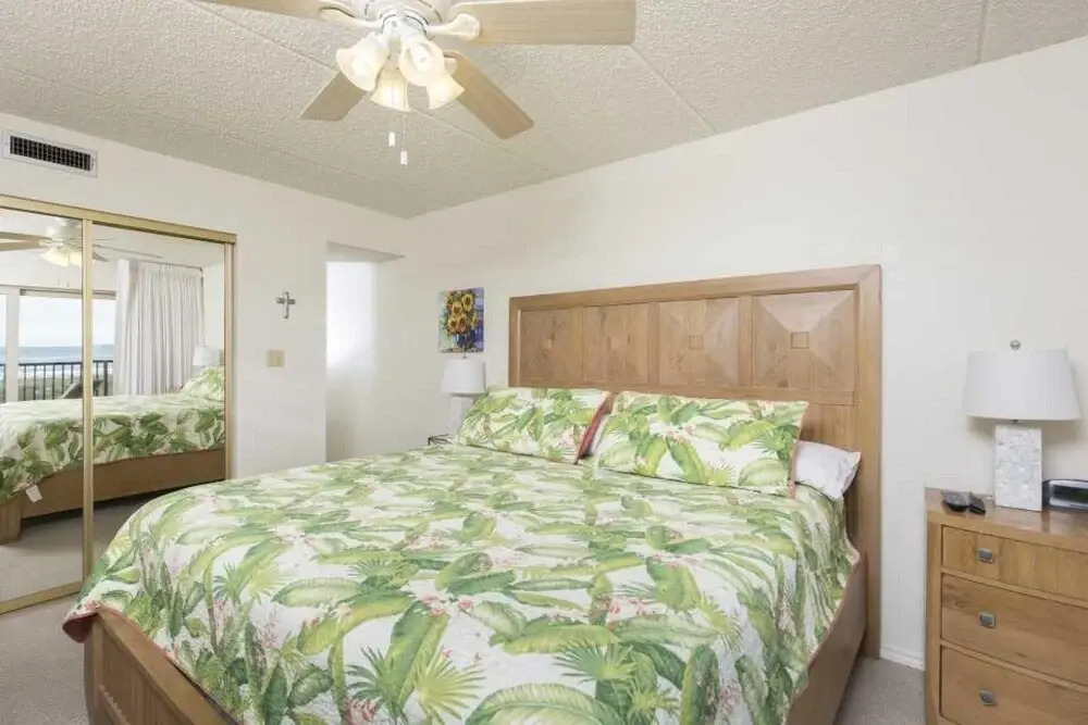 Seagull Condominium 202