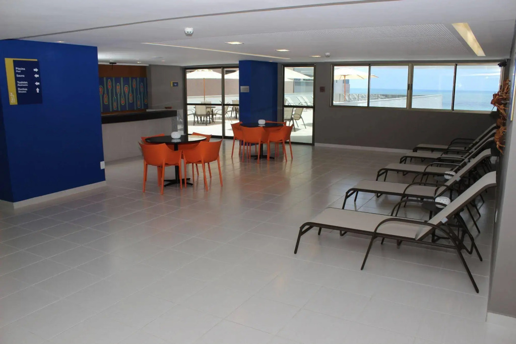 Beach Class Executive