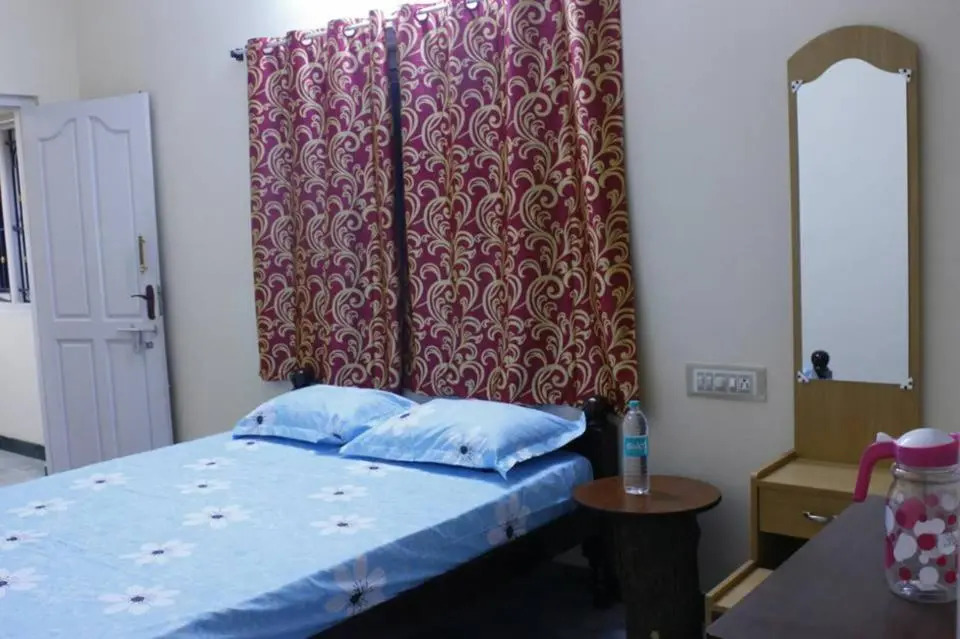 Nakkonda Sris Serviced Residence