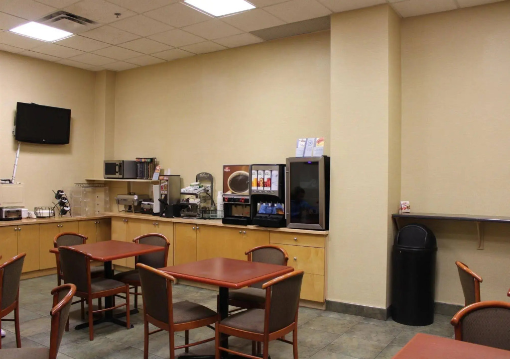 Best Western Plus Uptown Hotel