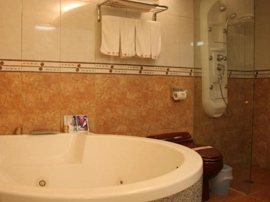 Esquire Hotel