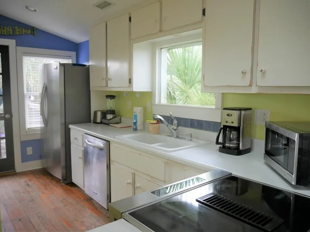 Plum Crazy Up - 2 Br Townhouse