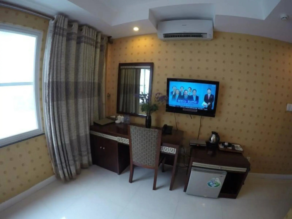 One World Hotel
