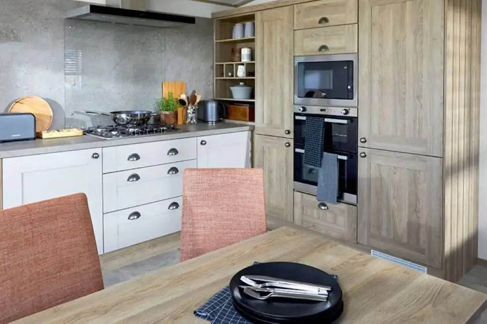 2-bed Lodge Sleeps 4 - Pet Welcome - Fireplace