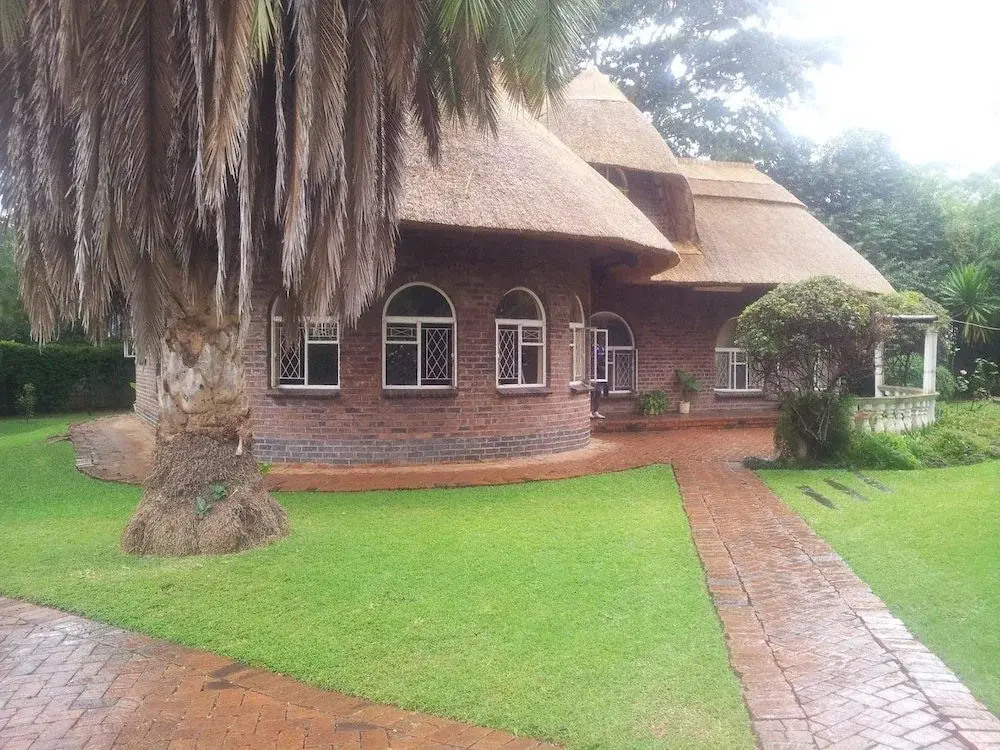 Pakanaka Lodge