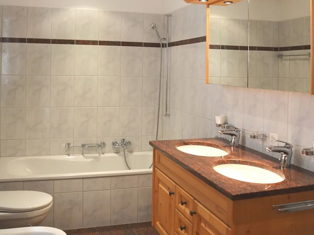 Apartment Chesa Dal Luf B5 by Interhome