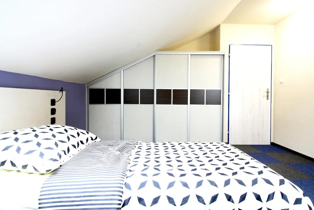 House with 2 Bedrooms in Slezská Ostrava, with Enclosed Garden And Wifi