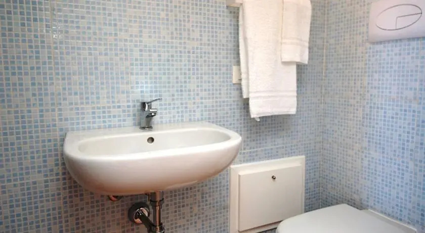 Castellano suites