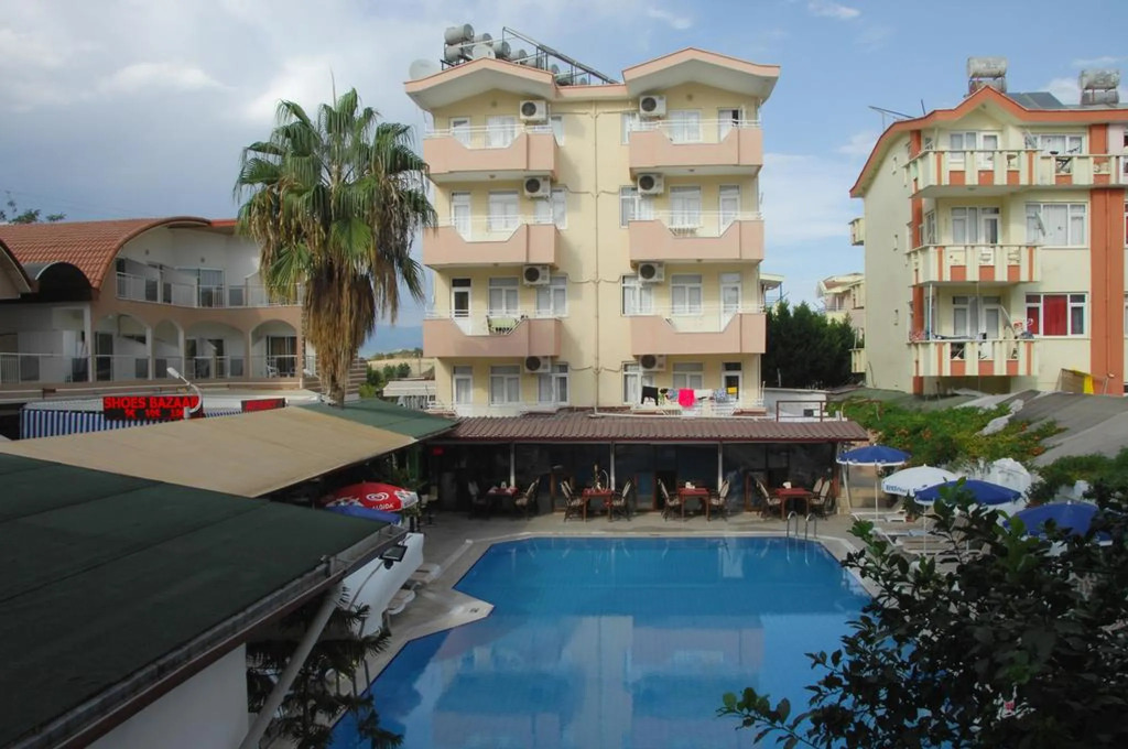 Orient Apart Hotel