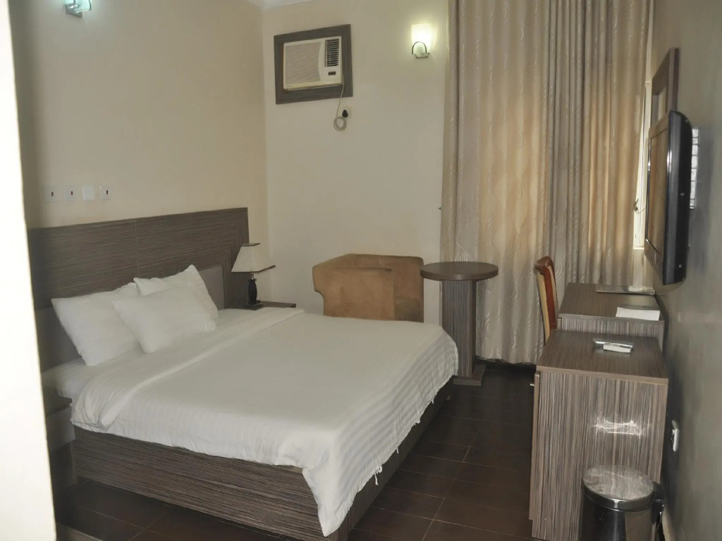 Top Rank Hotels Galaxy