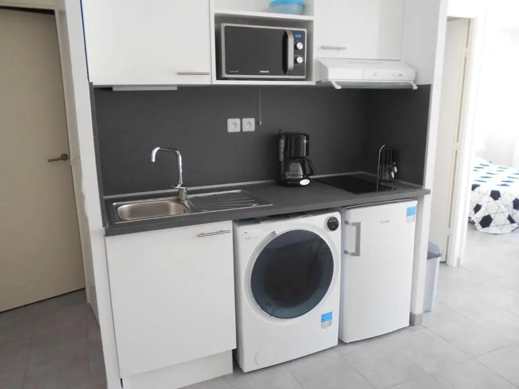 Appartement Le Grau-du-Roi, 2 pièces, 6 personnes - FR-1-250-200