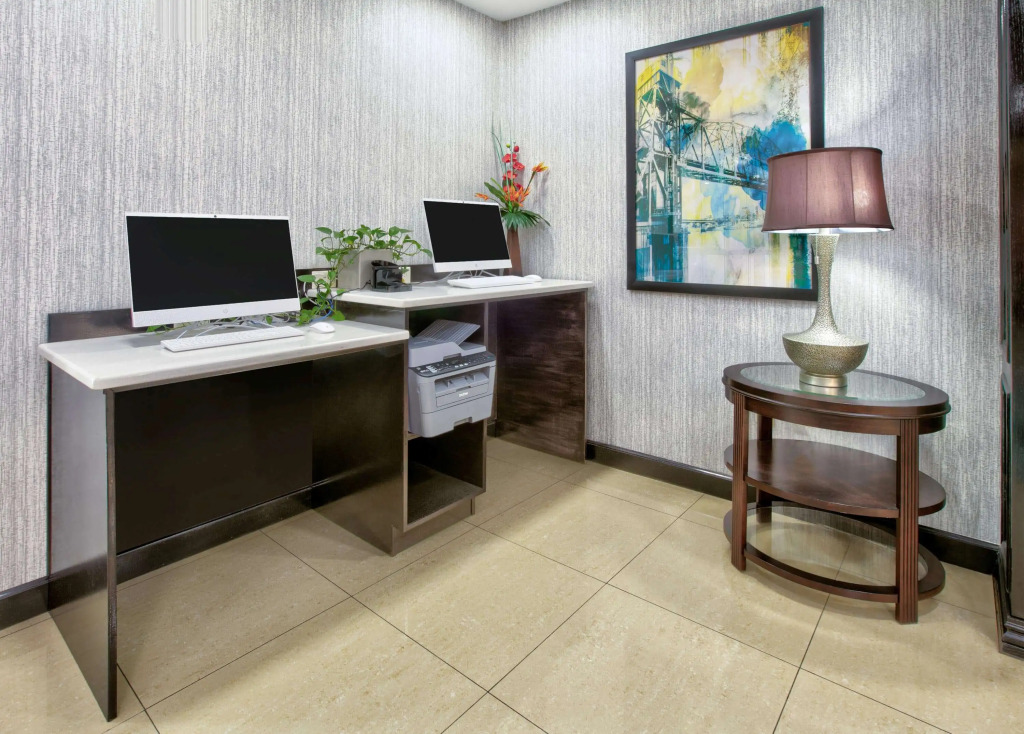 La Quinta Inn & Suites by Wyndham Little Rock - Bryant