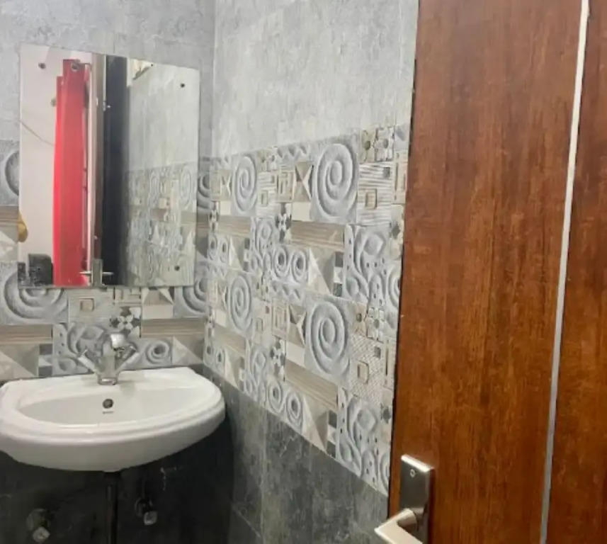 Green Orbit Hotel