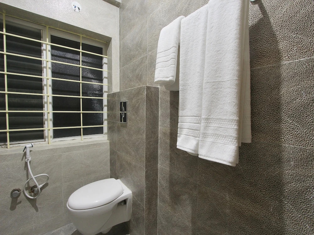 Sandal Leaf Park by OYO Rooms