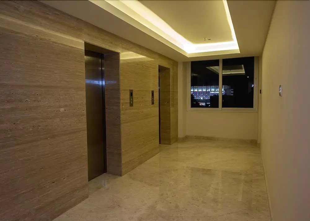 V Hotel