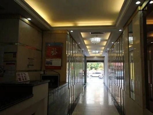 Jilv Hotel (Huashi)