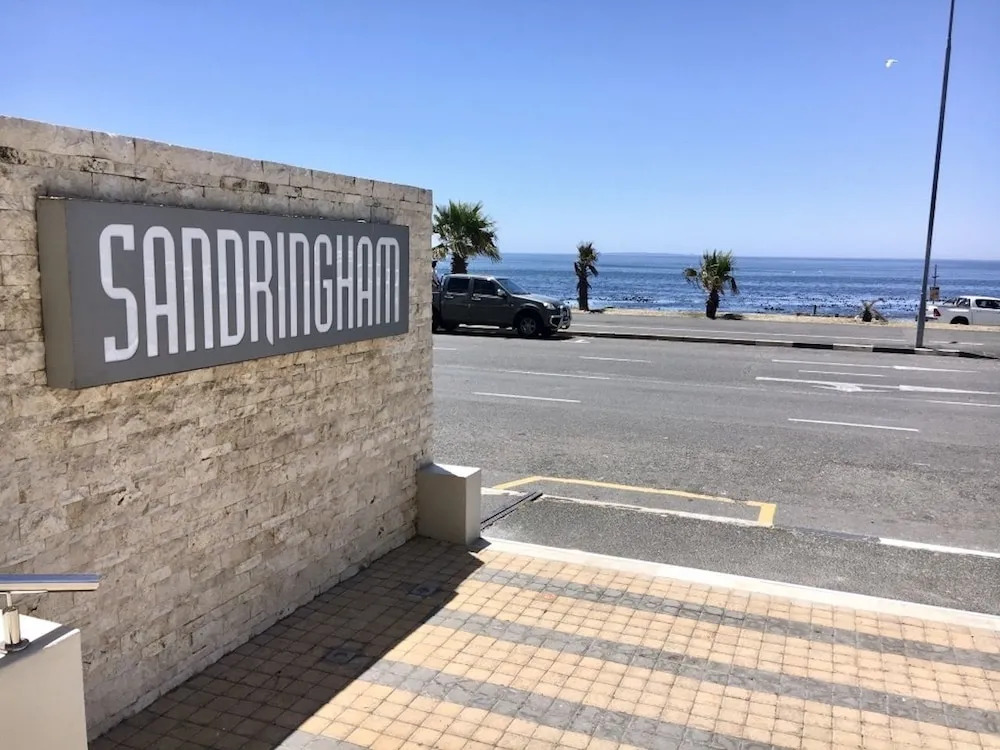 Sandringham Bachelor Beach Road
