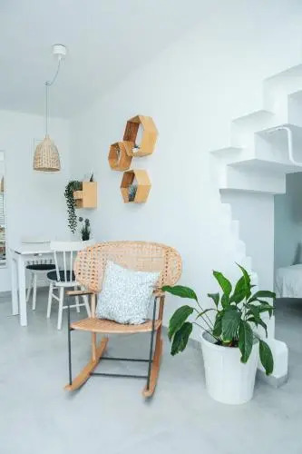 Apartment On the Sunny Side