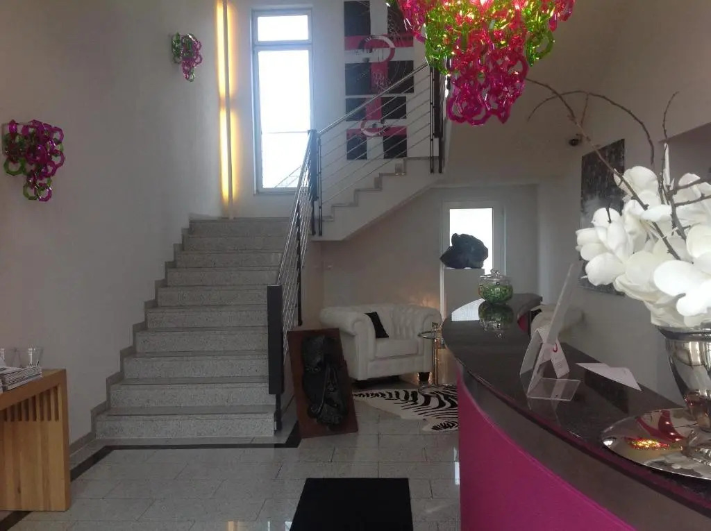 Ressmann`s Residence