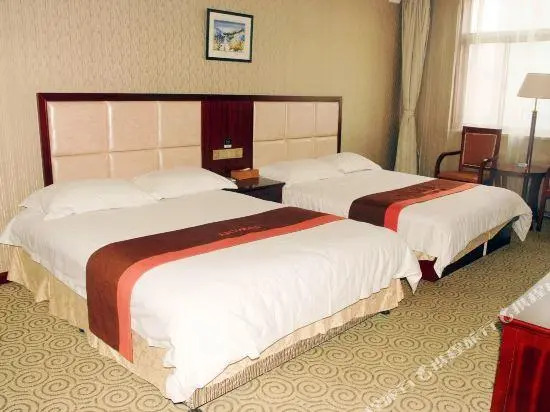 Jun Hotels (Shanghai Meilan Lake Metro Station)