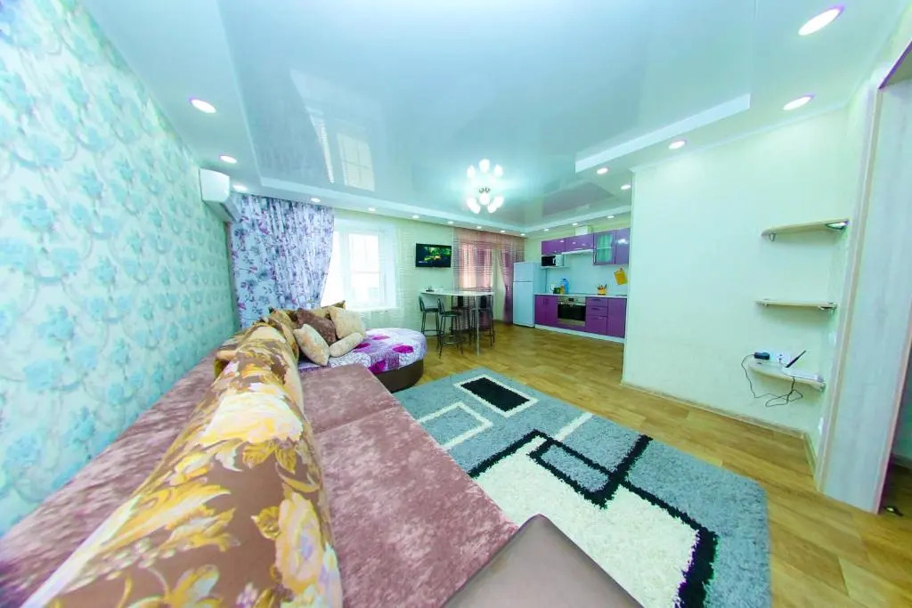 ApartLux on Republic Square