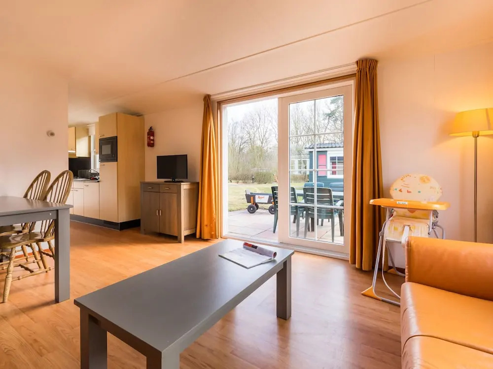 Appealing Chalet With Combi-microwave, Next to a Nature Reserve