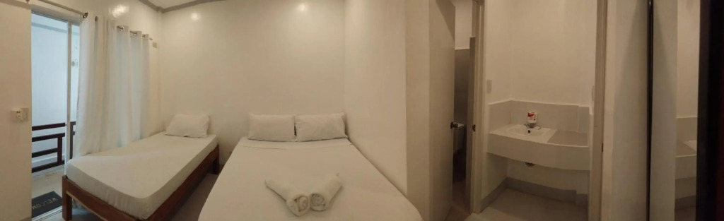 Neela Tourist Lodge