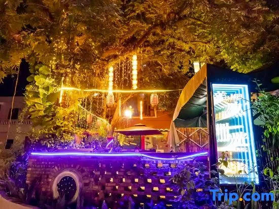 Shenzhen Lezizai Meijiu Time House B&B（Yangmeikeng/judiaosha)）