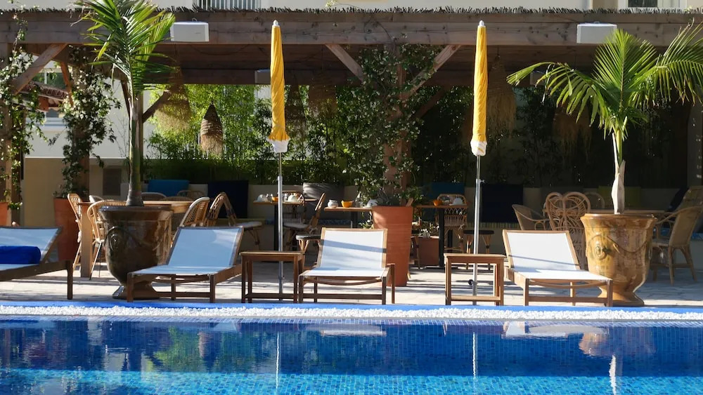 Hotel La Piscine