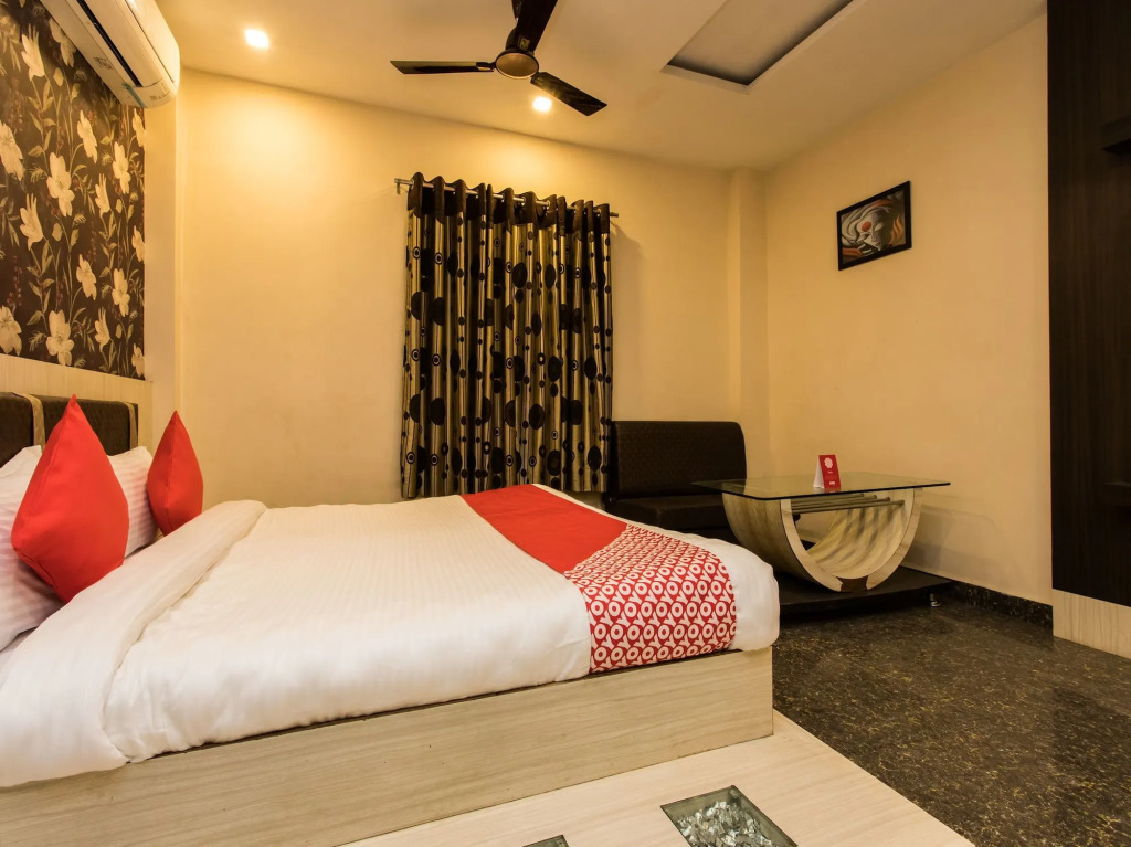 OYO 13191 Hotel Atlas Palace