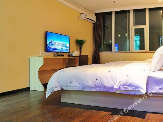 Royal Hotel（Shangxiajiu Pedestrian Street store）