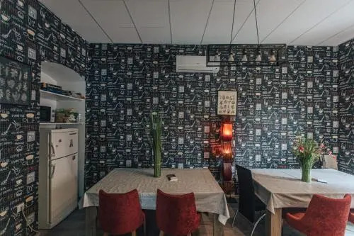 Palmers Lodge Hostel