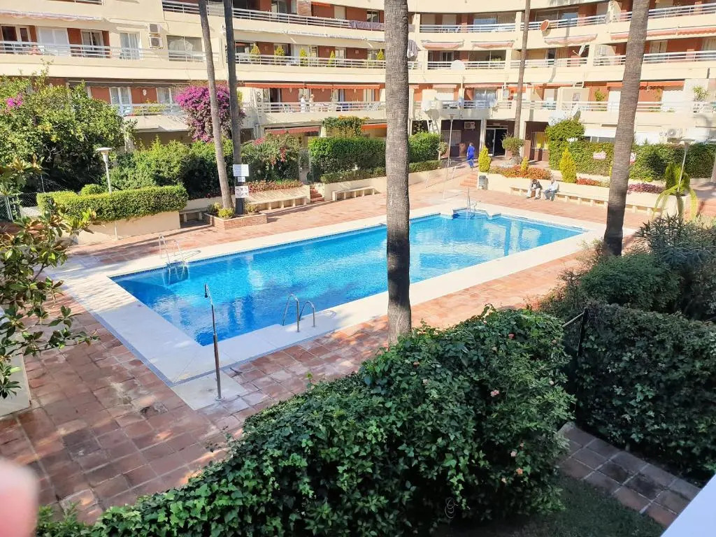 Spacious 3 Bedroom 2nd Line Beach Apartment Marbella Center