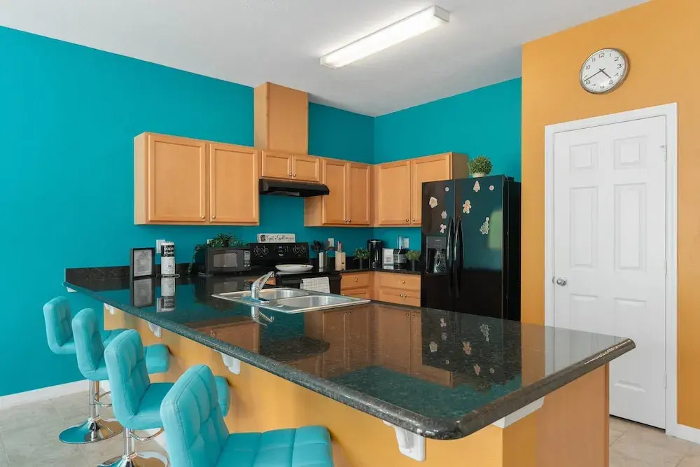 Super Fun-colors Gameroom Lakeviews Sleeps 13