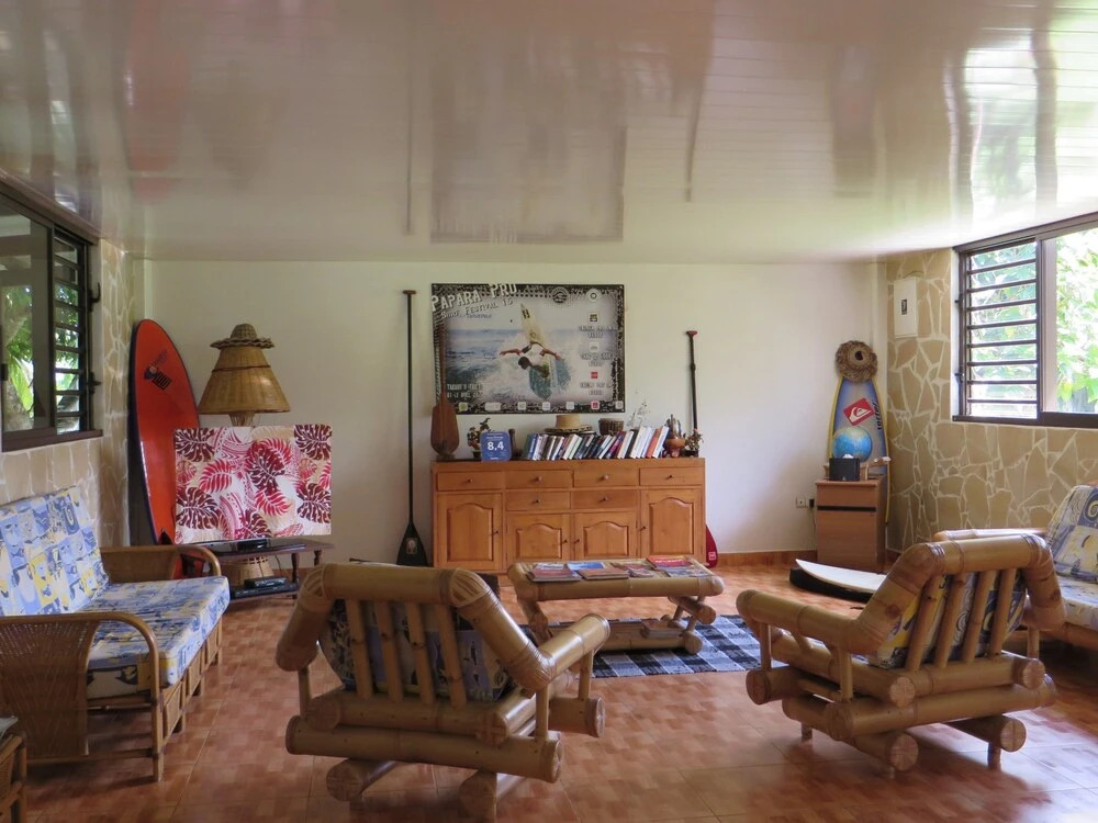 Taharuu Surf Lodge