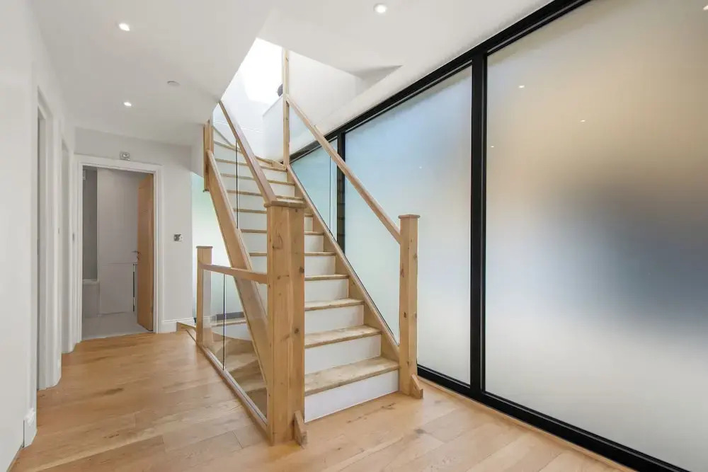 Three Bed Spacious Apartment in Dalston