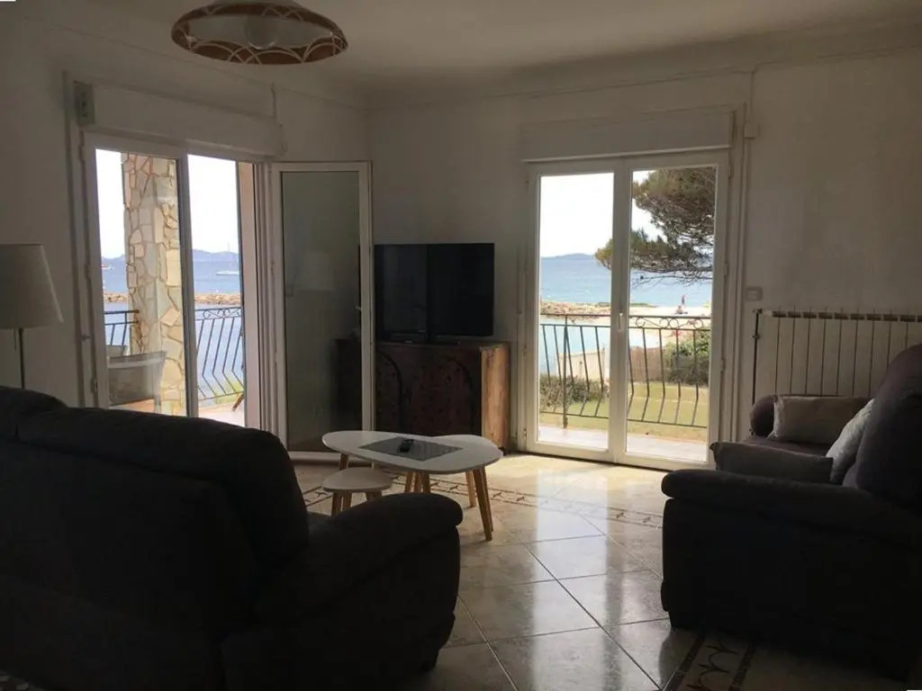 Appartement Hyères, 4 pièces, 6 personnes - FR-1-335-92