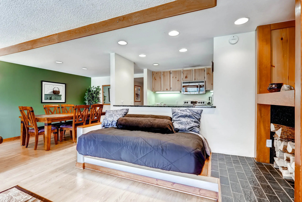 Ski Tip by Summit County Mountain Retreats