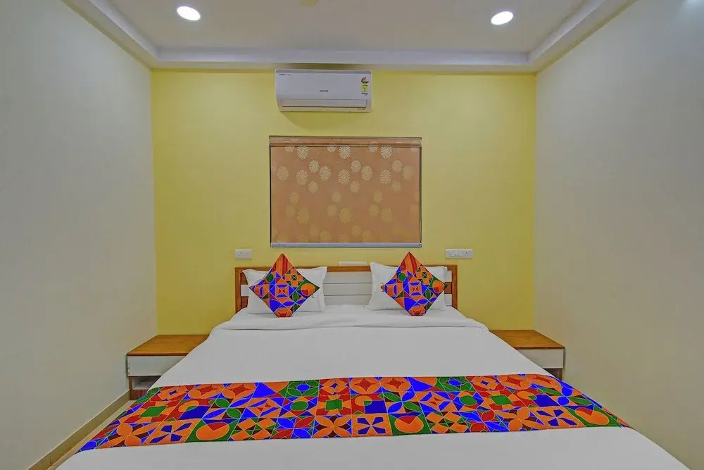 Fabhotel Garapati Grand