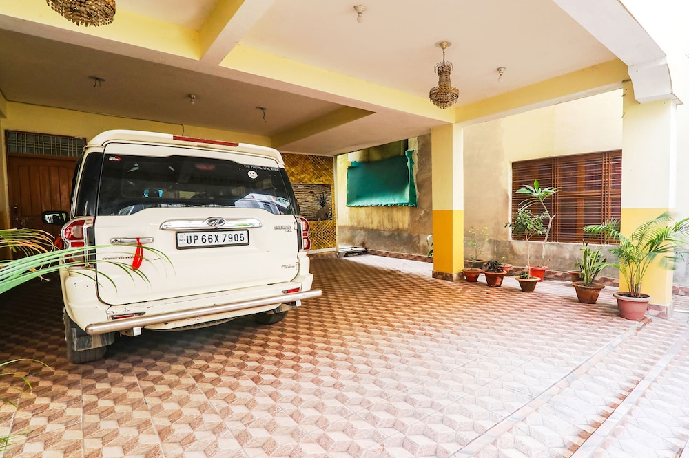 FabHotel The Hudco Grand