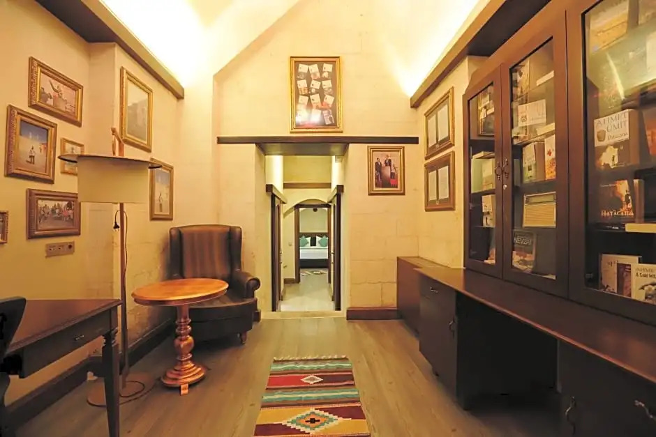 Sirehan Hotel