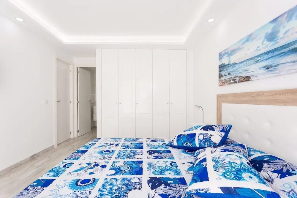 1713 SUNSET ocean view, terrace,heated pool