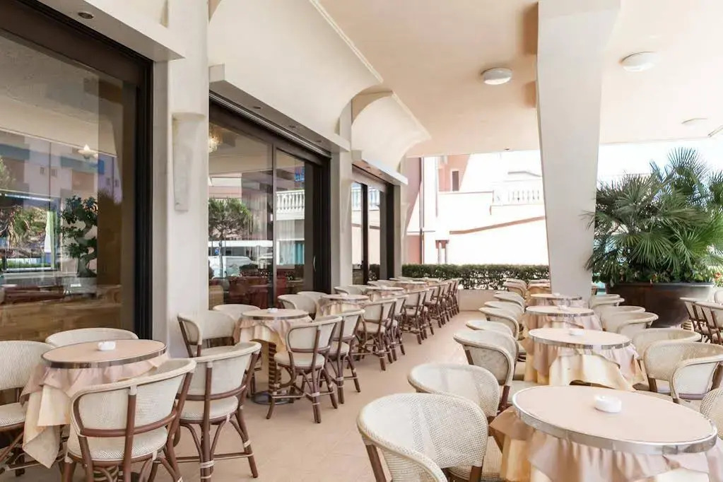 Hotel Excelsior