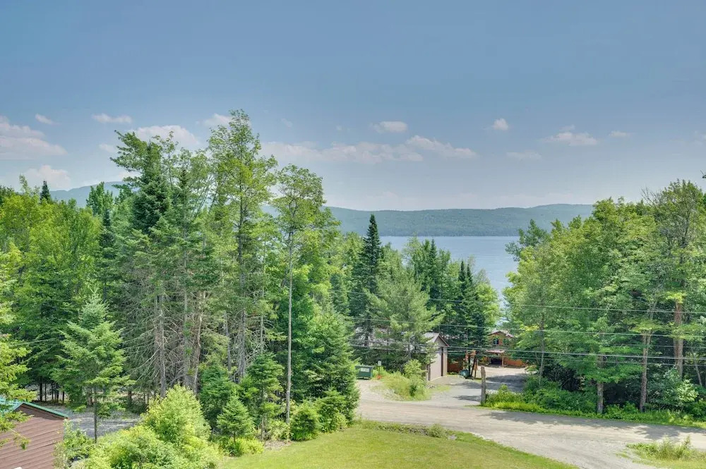 Rustic 3-story Pittsburg Cabin w/ Lake & Mtn Views